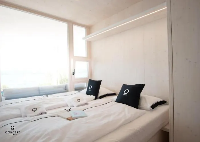 홀리데이파크 Buqez - 55 *